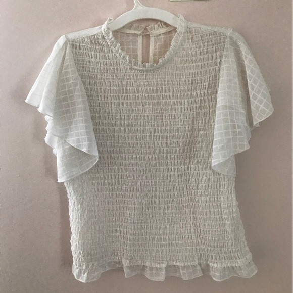 White flowy blouse - Picture 1 of 4